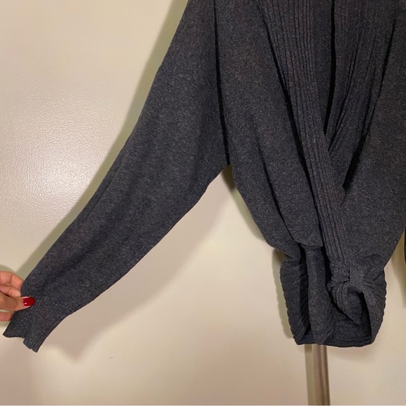 Jaeger - Gray Lambswool Sweater - Picture 2 of 8